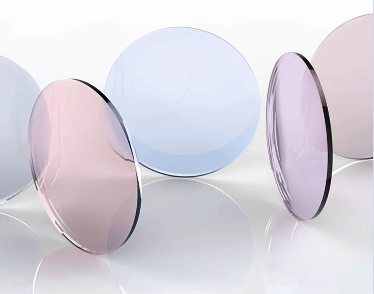 Photochromic Lens